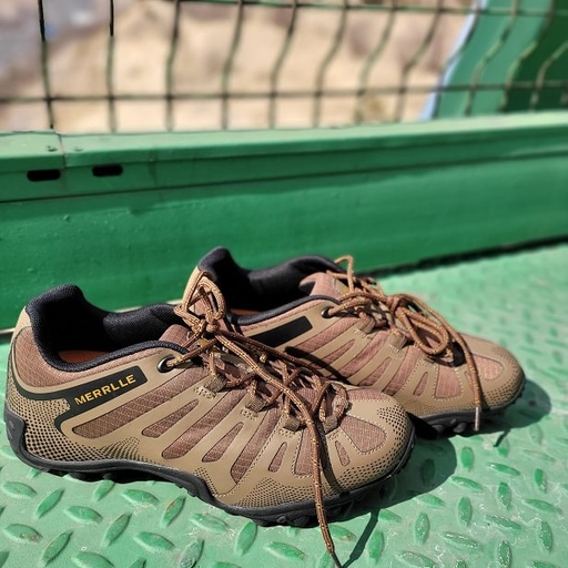 کفش کوهنوردی و طبیعت‌گردی مرل مدل کاملیون قهوه‌ای خاکی (Merrell Chameleon Hiking Shoes Brown / Tan) - رویه چرم مصنوعی و نبوک مقاوم با پنل‌های تنفس پذیر | کیفیت عالی