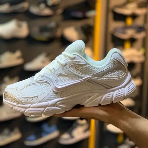 کفش دویدن و اسپرت نایکی مدل Nike Vomero 5 / V5 - رنگ تمام سفید | مستر کوالیتی