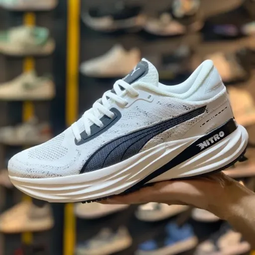 کفش ورزشی و رانینگ پوما مدل Puma Fast-R / Deviate Nitro - سفید با هایلایت مشکی | مستر کوالیتی
