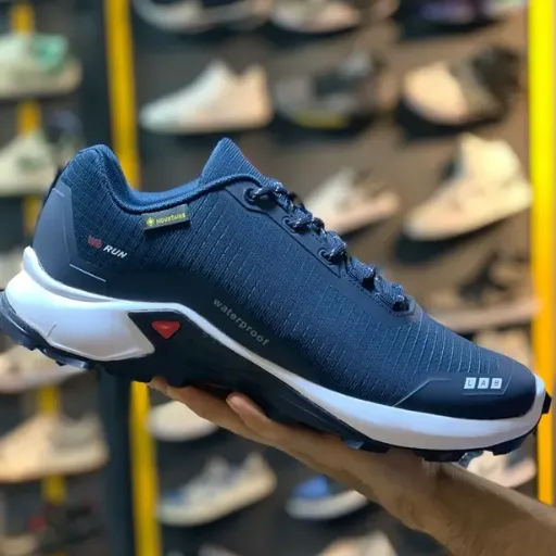 کفش طبیعت‌گردی و پیاده‌روی سایز بزرگ توپلی مدل Toplay K2 S2086 - waterproof - سرمه‌ای زیره سفید | مستر کوالیتی