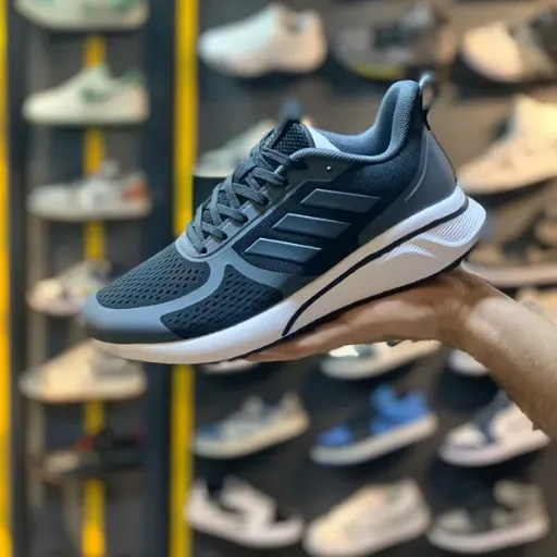 کفش ورزشی و پیاده‌روی زنانه آدیداس مدل Adidas Go Star - مشکی طوسی با زیره سفید | مستر کوالیتی