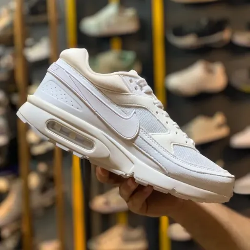 کفش اسپرت نایکی مدل Nike Air Max 90 Futura - رنگ سفید | مستر کوالیتی